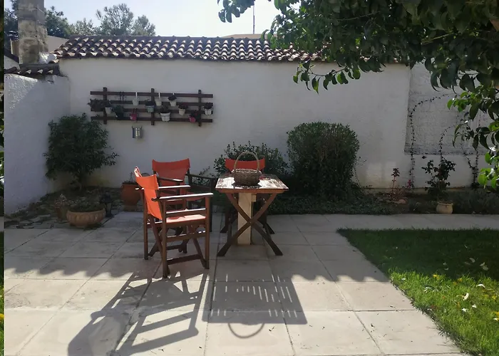 Garden\'S House